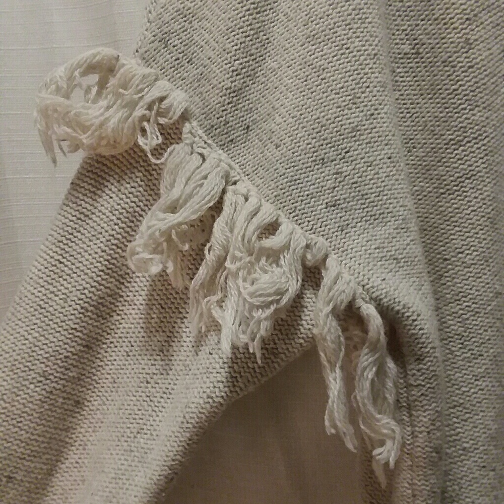 Aerie Fringe Cream Sweater Turtleneck - Picture 3 of 4